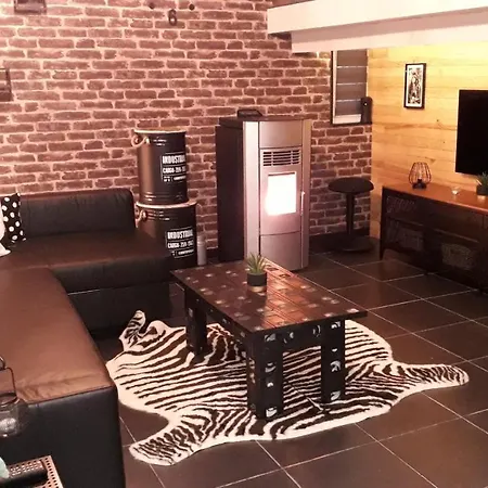 Un Loft Perche Dans Les Bois Dom wakacyjny